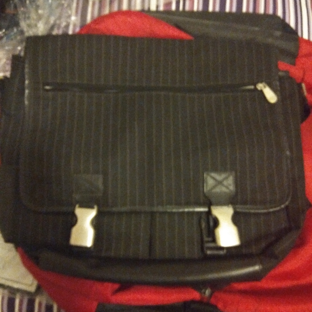 Messenger briefcase
